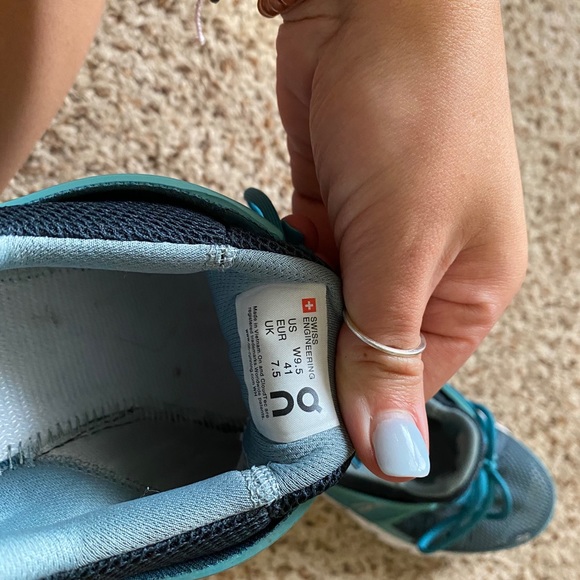 On Running Cloudswift Shoe sz 9.5 - Picture 6 of 6